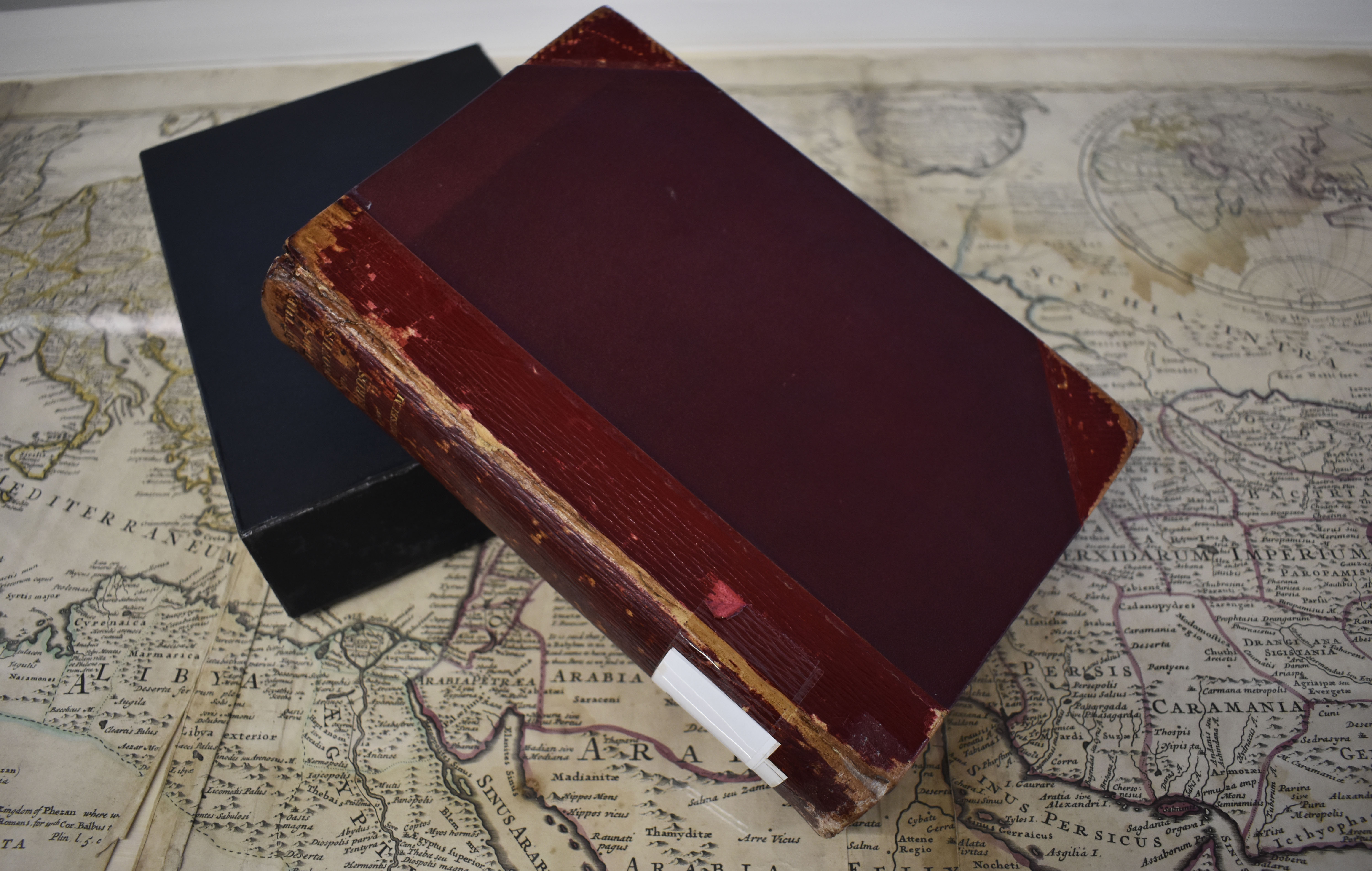 Fotografía del catálogo  Catalogue of Coins from the Vandals, Ostrogoths, Lombards, and the Empires of Thessalonica, Nicaea, and Trebizond in the British Museum